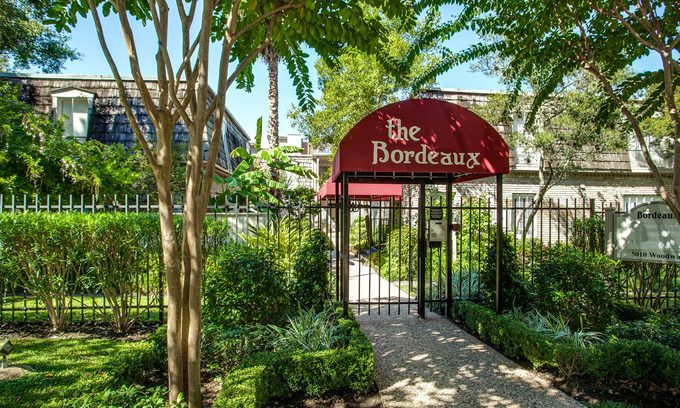 The Bordeaux apartments in Houston, TX